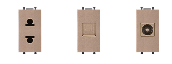 Cấu tạo công tắc ổ cắm Q120